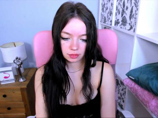 GraceLipsX live cam on BongaCams