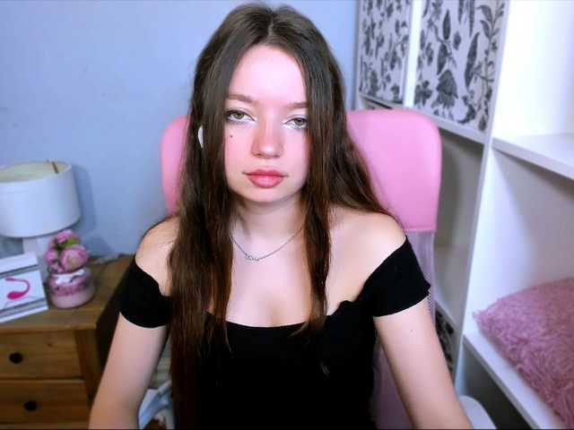 GraceLipsX live cam on BongaCams