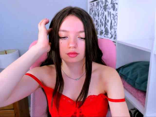 GraceLipsX webcam