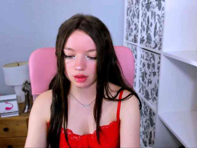 Model: GraceLipsX