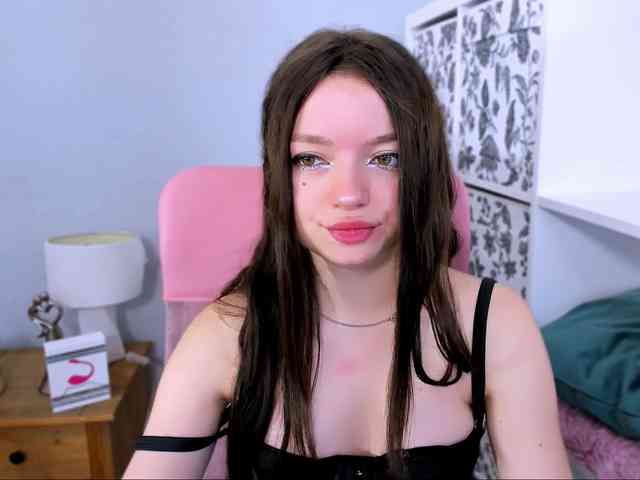 GraceLipsX webcam