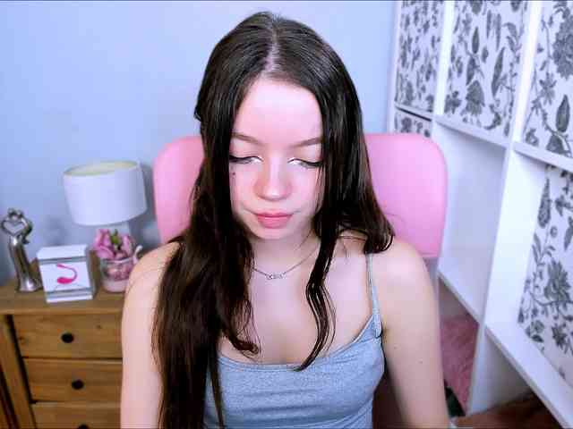 GraceLipsX webcam