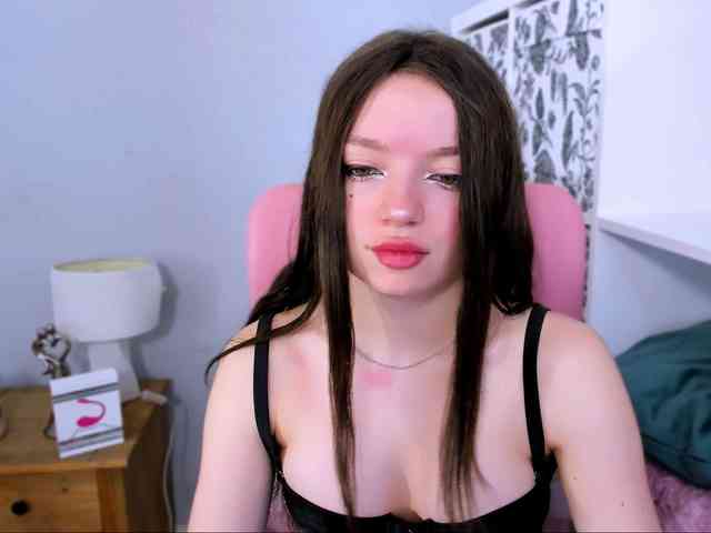 GraceLipsX webcam