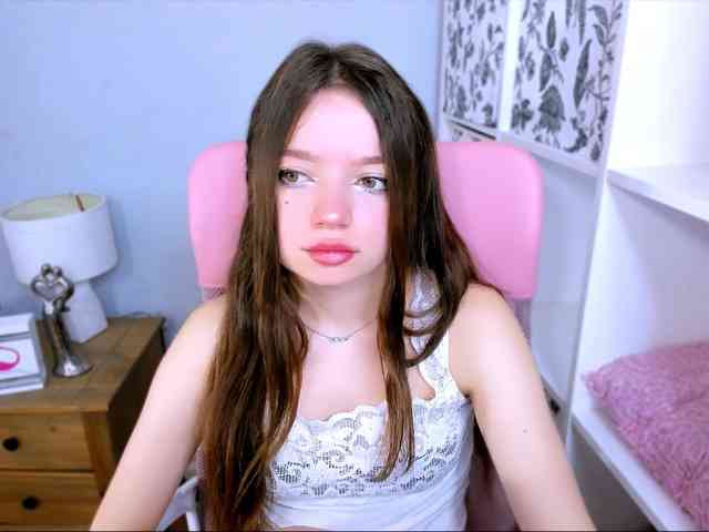 GraceLipsX webcam
