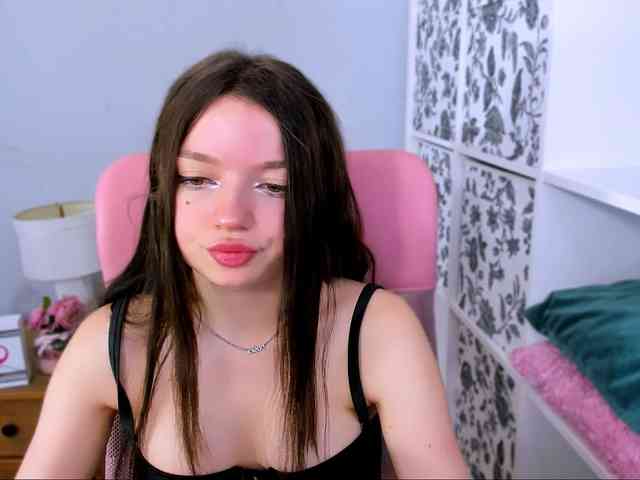 GraceLipsX webcam