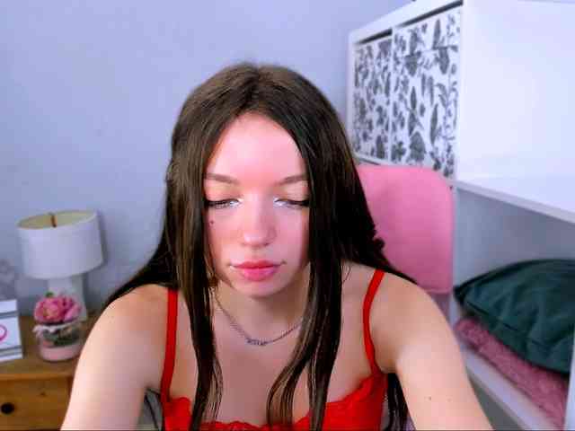 GraceLipsX webcam