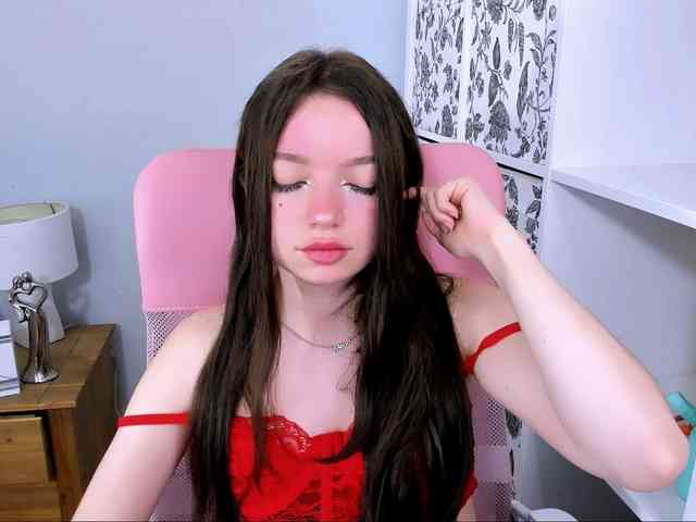 GraceLipsX webcam