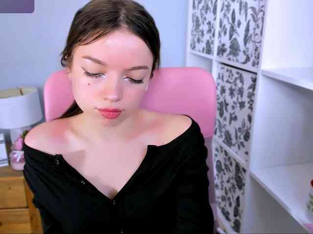 GraceLipsX