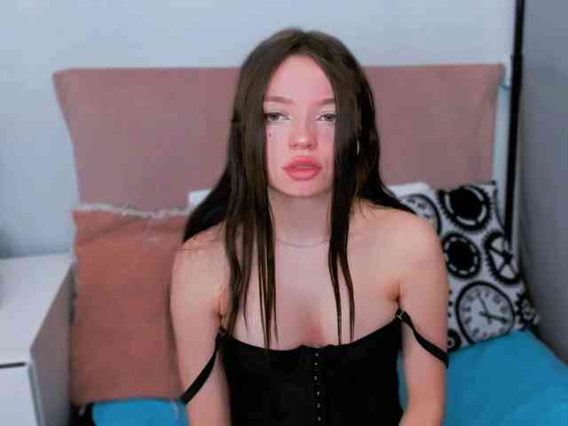 GraceLipsX webcam