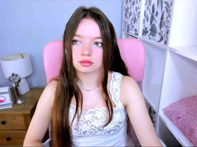 GraceLipsX webcam