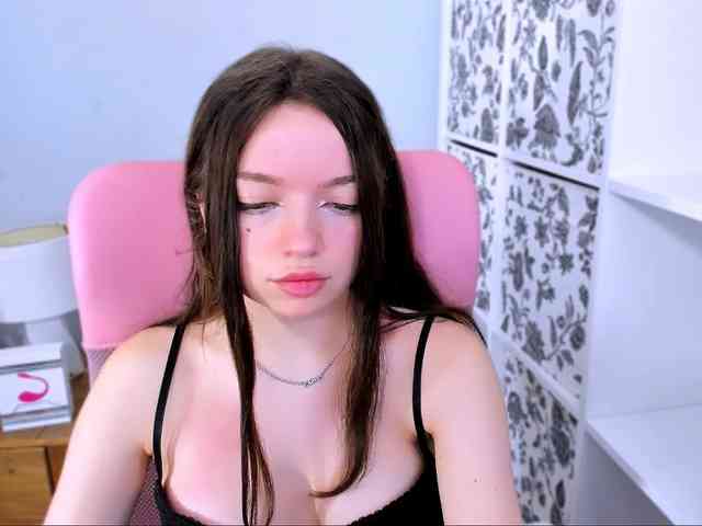 GraceLipsX webcam