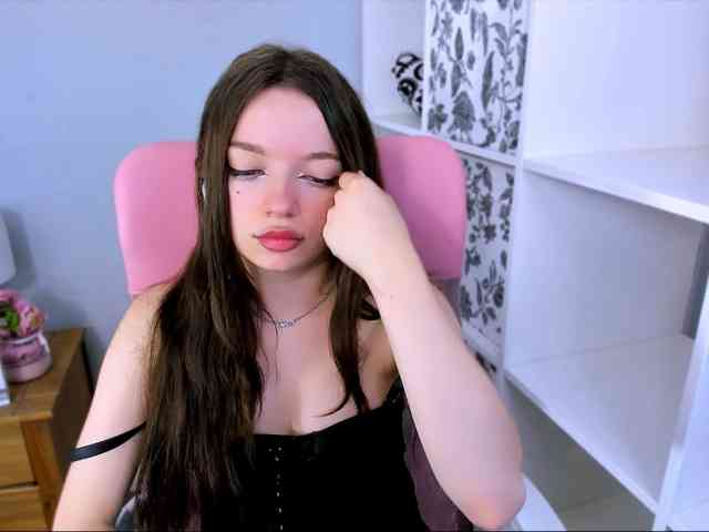 GraceLipsX webcam