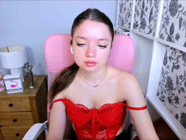 GraceLipsX webcam