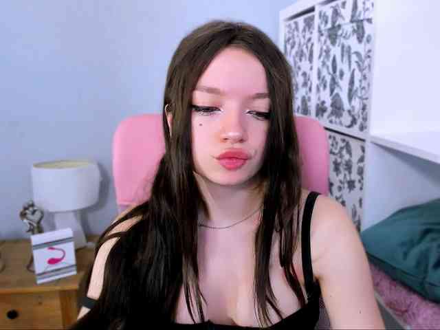 GraceLipsX webcam