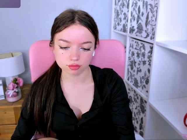 GraceLipsX webcam