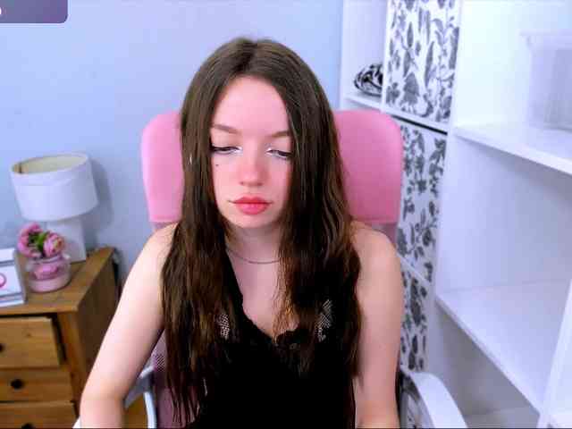 GraceLipsX webcam