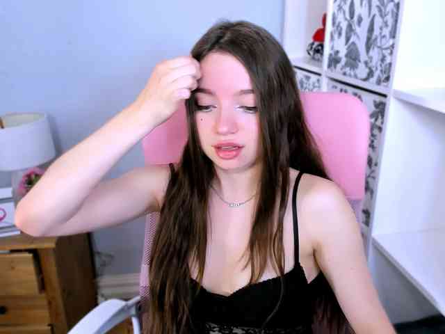 GraceLipsX webcam