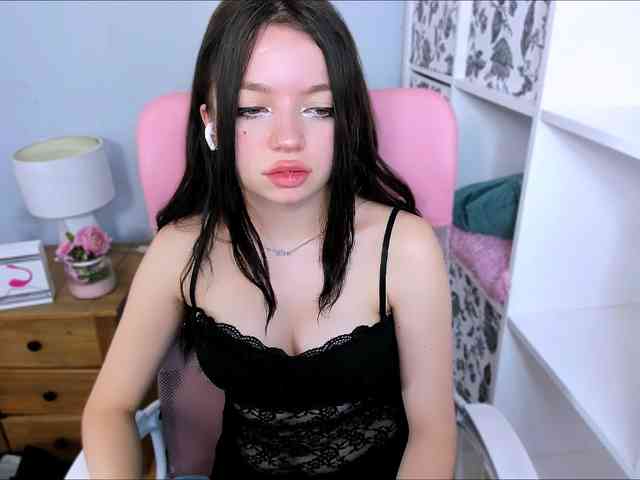 GraceLipsX webcam