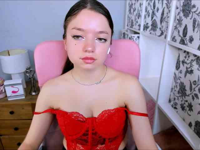 GraceLipsX webcam
