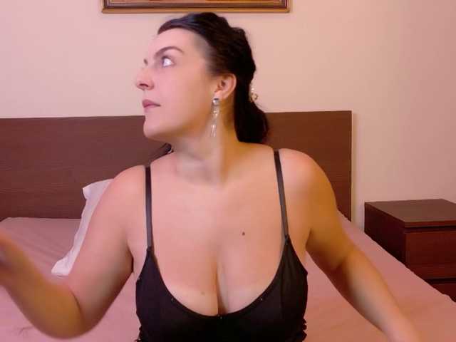 VeraNoire live cam