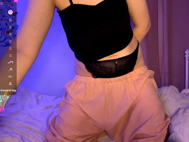 PeachBabe live cam on BongaCams