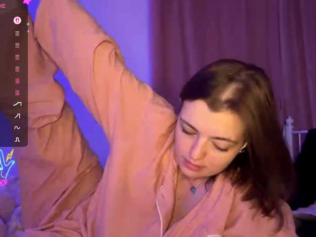 PeachBabe live cam on BongaCams