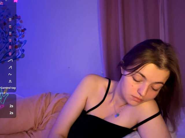 PeachBabe live cam on BongaCams