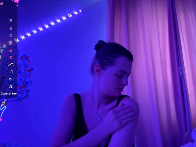 PeachBabe live cam on BongaCams