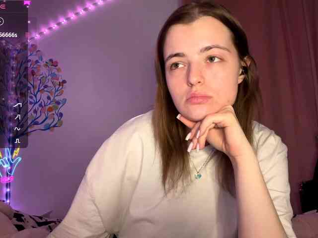 PeachBabe webcam