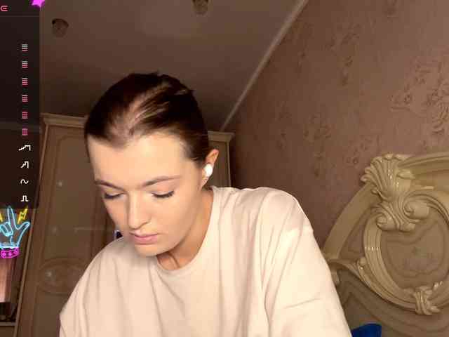 PeachBabe webcam