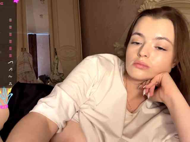 PeachBabe webcam
