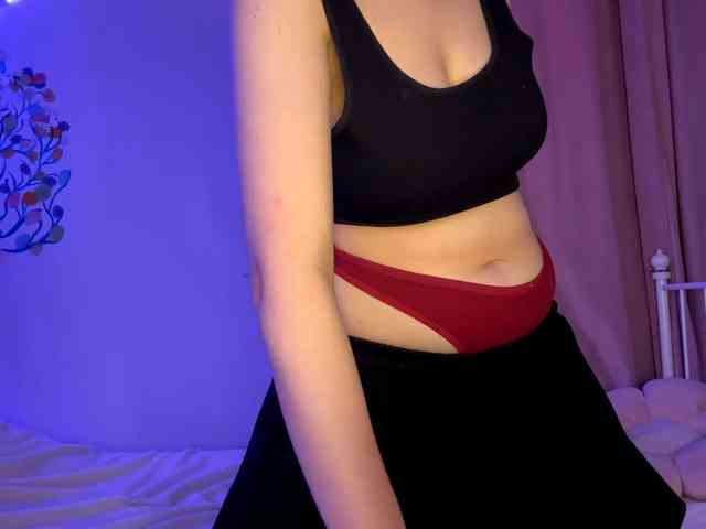 PeachBabe webcam