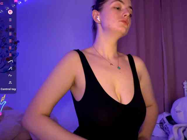 PeachBabe webcam
