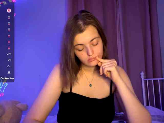 PeachBabe webcam