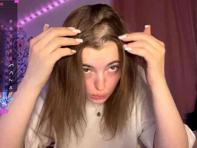 PeachBabe webcam