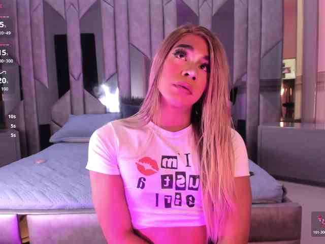 Isa-Bellats Sex Cam Show