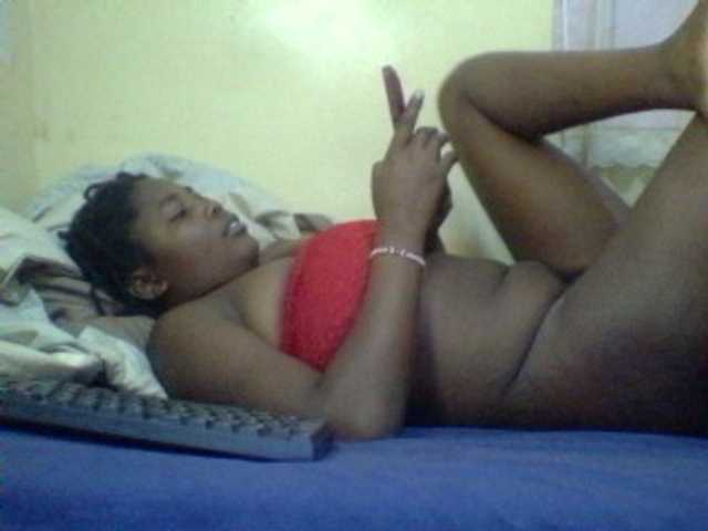 Cute-Divah live cam on BongaCams