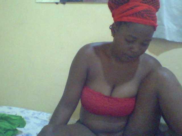 Cute-Divah webcam model