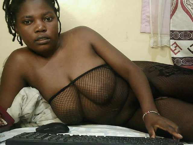 Cute-Divah live cam on BongaCams