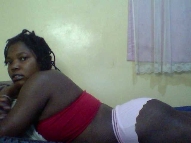 Cute-Divah live cam on BongaCams
