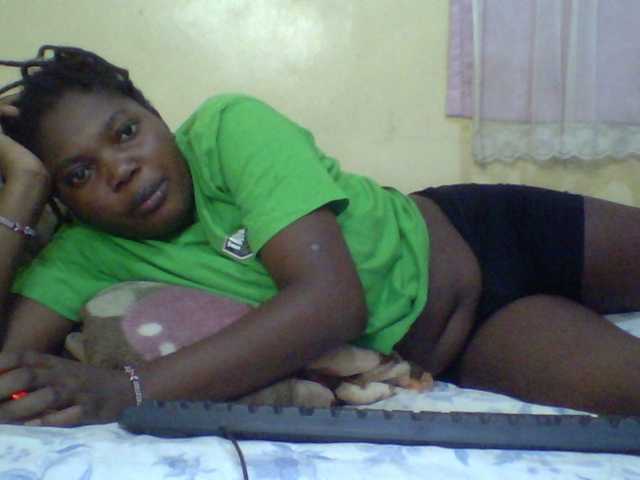 Cute-Divah live cam on BongaCams