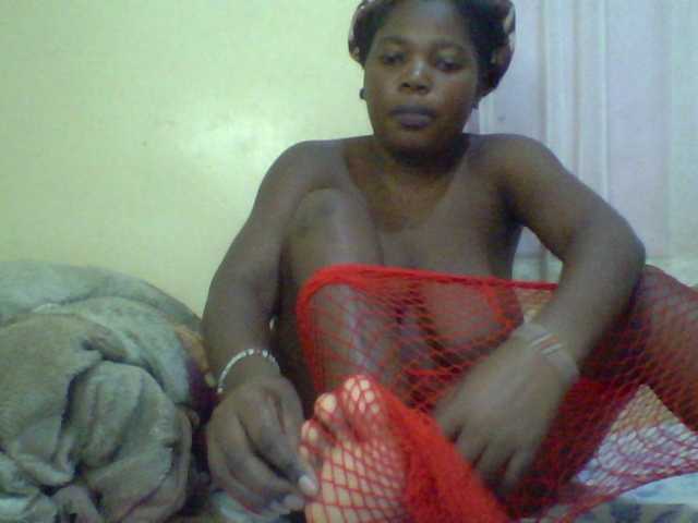Cute-Divah live cam on BongaCams