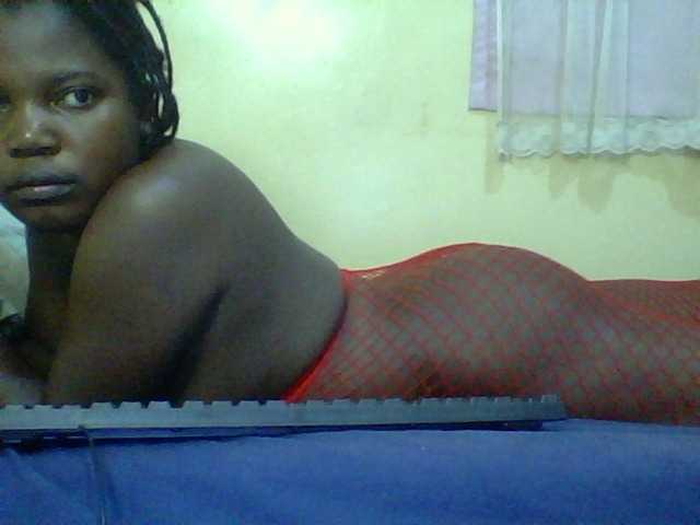 Cute-Divah live cam on BongaCams