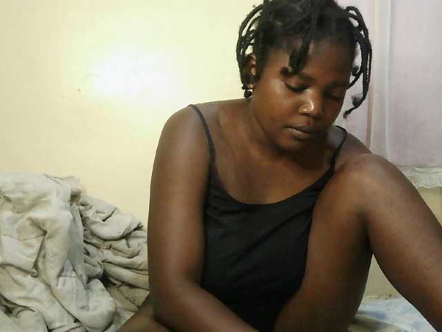 Cute-Divah live cam on BongaCams