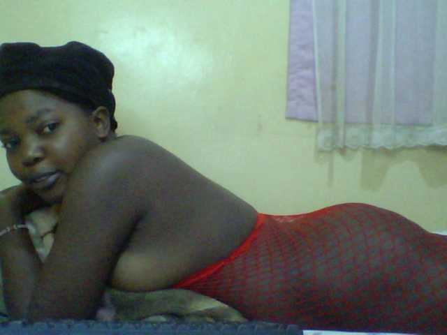 Cute-Divah, en directo ahora en BongaCams