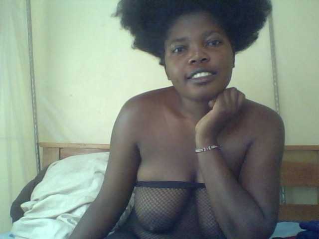 Cute-Divah live cam on BongaCams