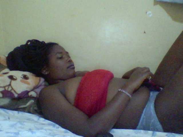 Cute-Divah live cam on BongaCams