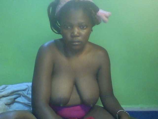 Cute-Divah webcam