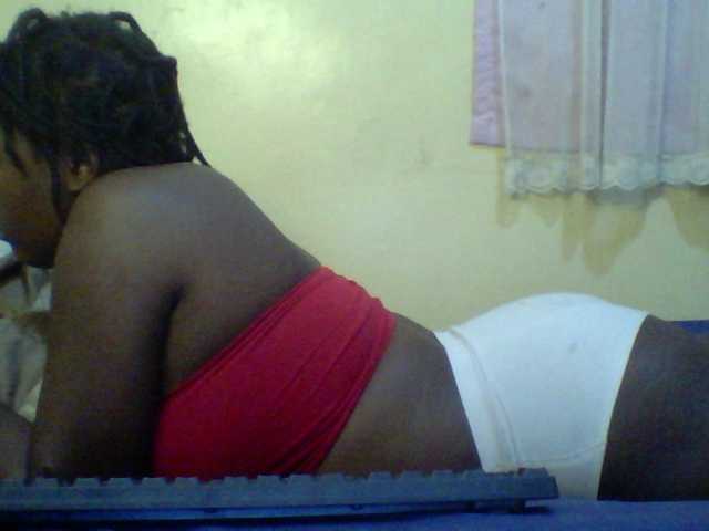 Cute-Divah live cam on BongaCams