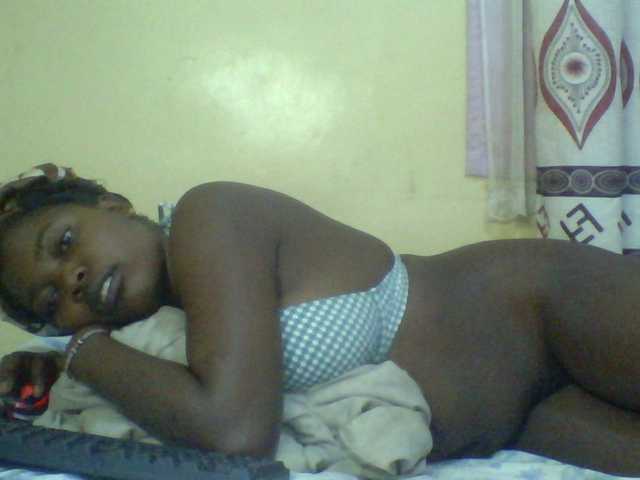 Cute-Divah live cam preview